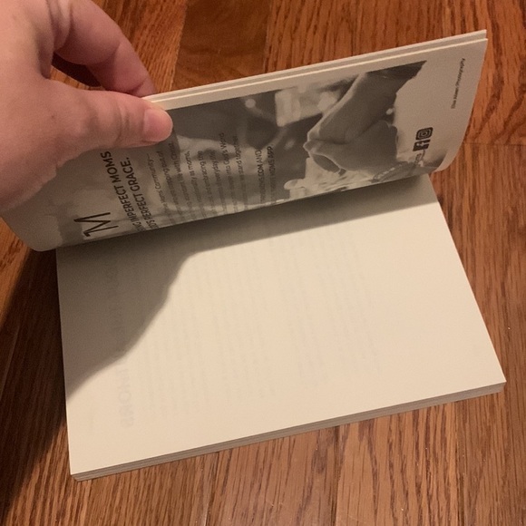 (BOOK) Freedom: Letting Go and Embracing Christ (A Thrive Moms Bible Study) - Picture 9 of 9